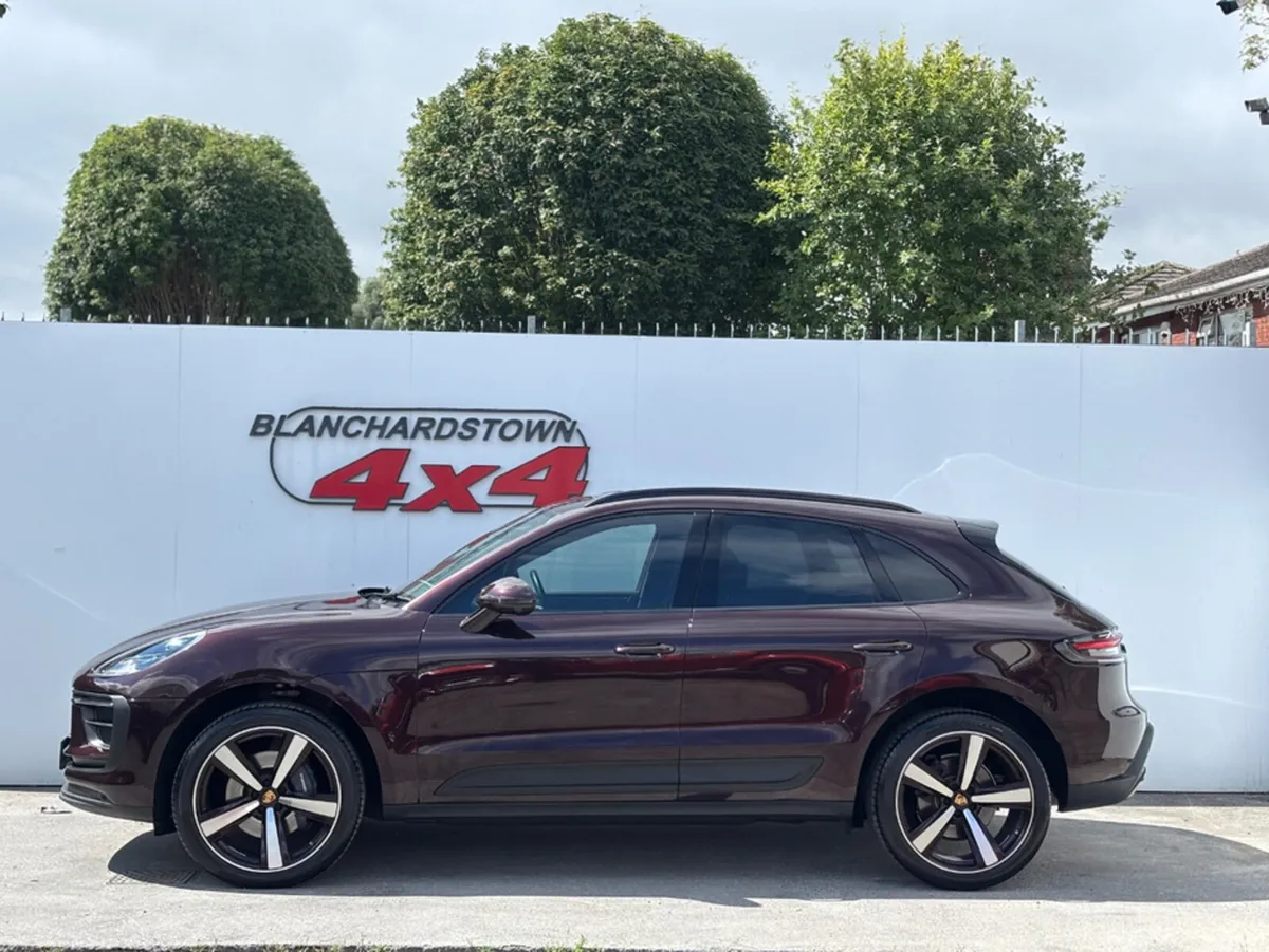 Porsche Macan Van, Petrol, 2023, Red