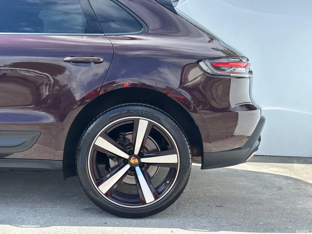 Porsche Macan Van, Petrol, 2023, Red
