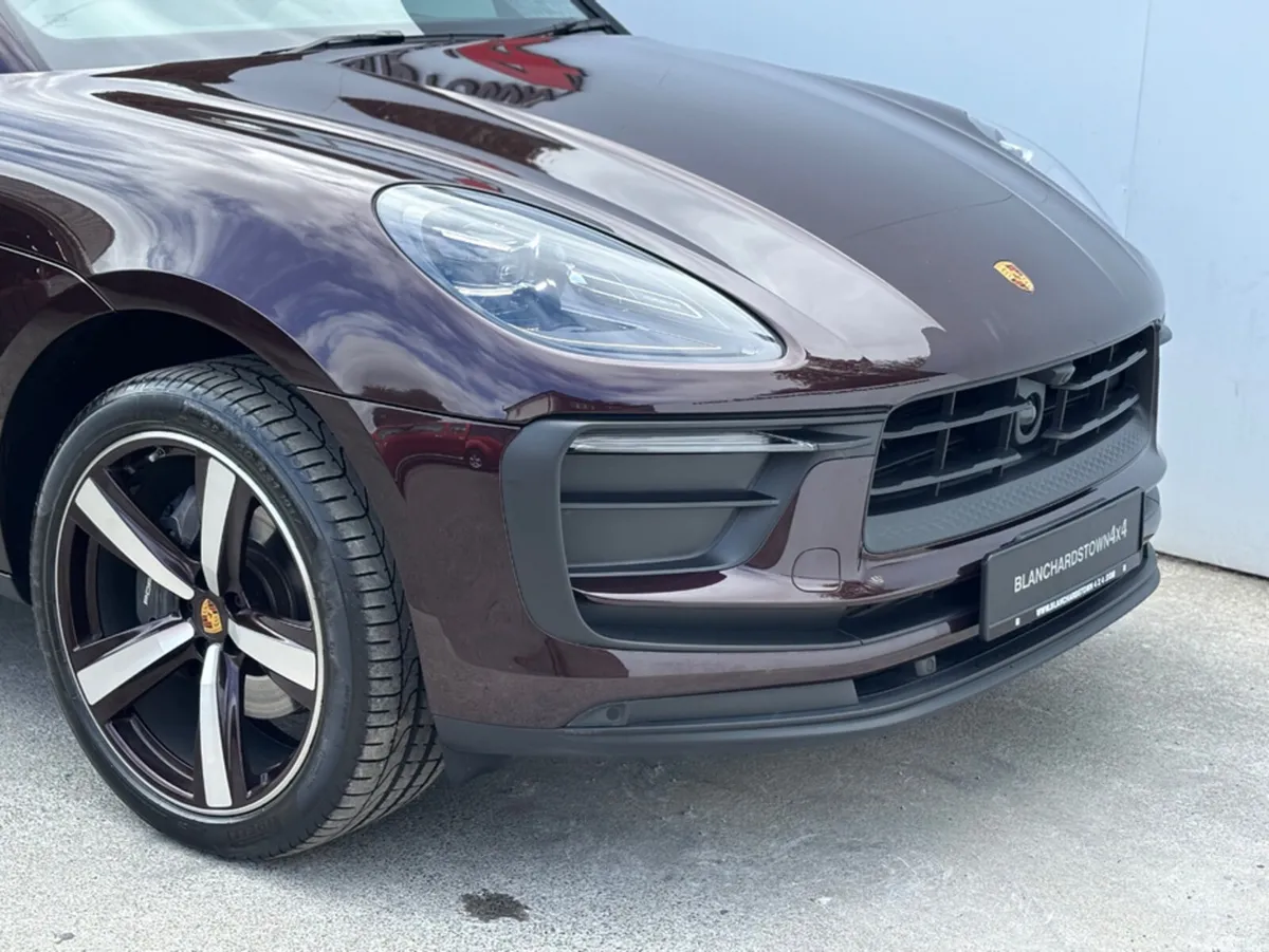 Porsche Macan Van, Petrol, 2023, Red