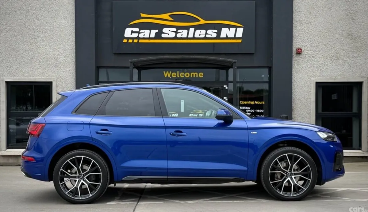Audi Q5 SUV, Diesel Hybrid, 2023, Blue