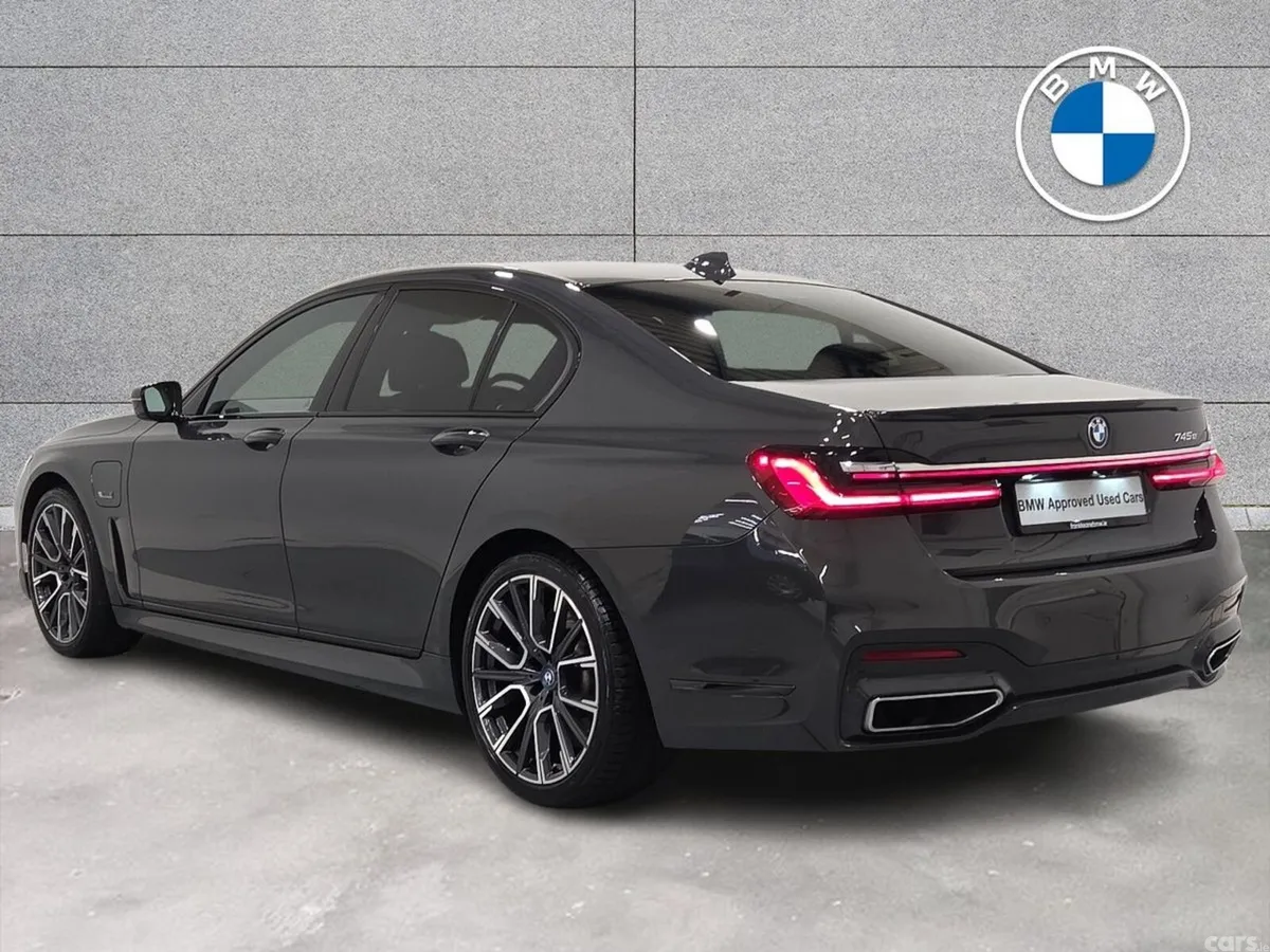 BMW 7-Series Saloon, Petrol Plug-in Hybrid, 2023, Grey