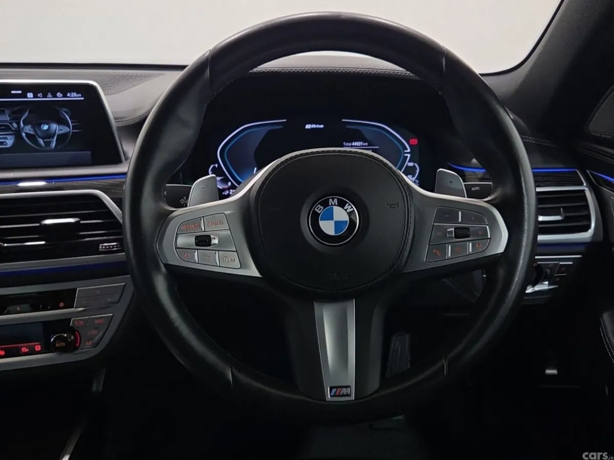 BMW 7-Series Saloon, Petrol Plug-in Hybrid, 2023, Grey