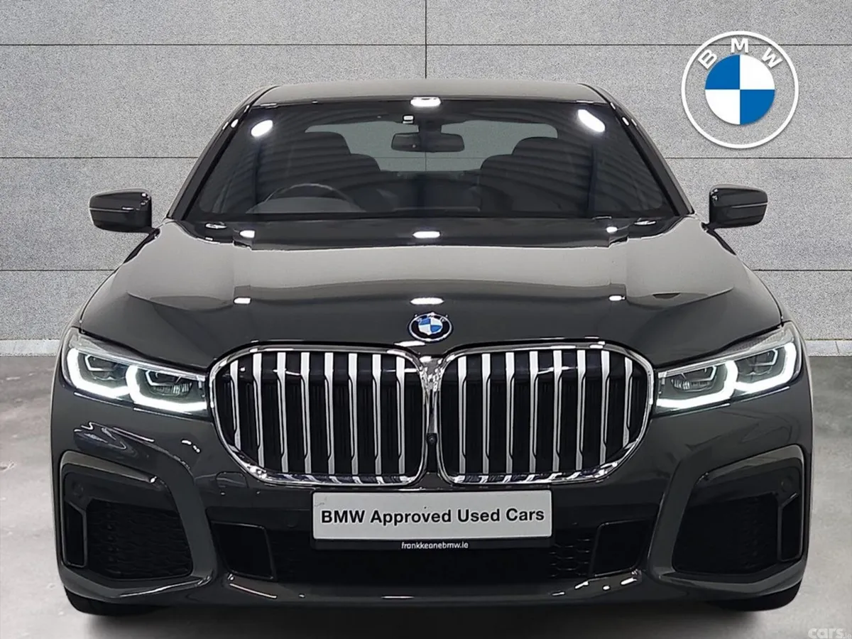 BMW 7-Series Saloon, Petrol Plug-in Hybrid, 2023, Grey