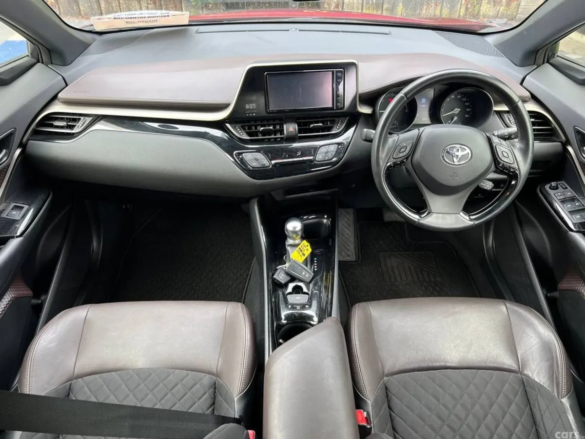 Toyota C-HR SUV, Petrol Hybrid, 2019, Red