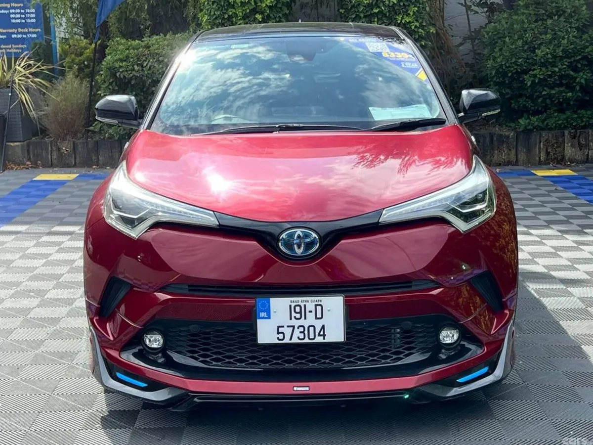 Toyota C-HR SUV, Petrol Hybrid, 2019, Red