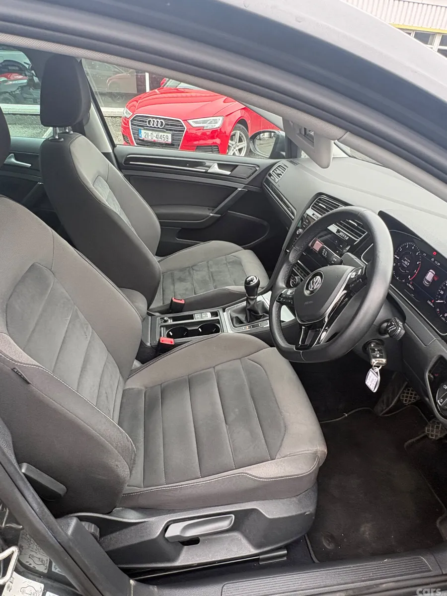 Volkswagen Golf Estate, Petrol, 2018, Grey