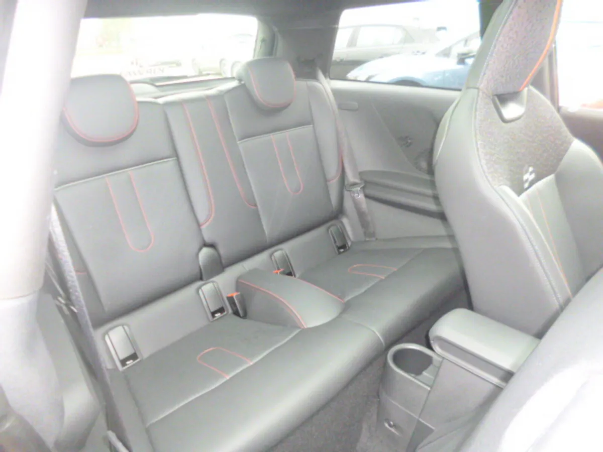 Mini Cooper Hatchback, Petrol, 2024, Black