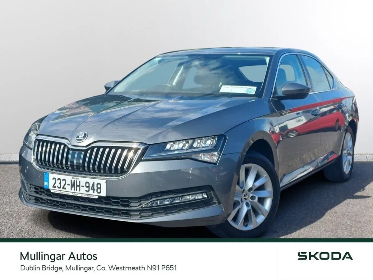 Skoda Superb Saloon, Diesel, 2023, Grey