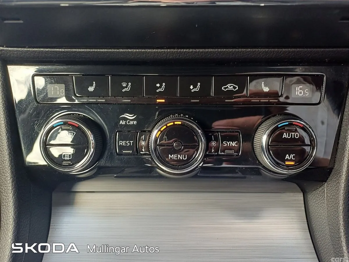 Skoda Superb Saloon, Diesel, 2023, Grey