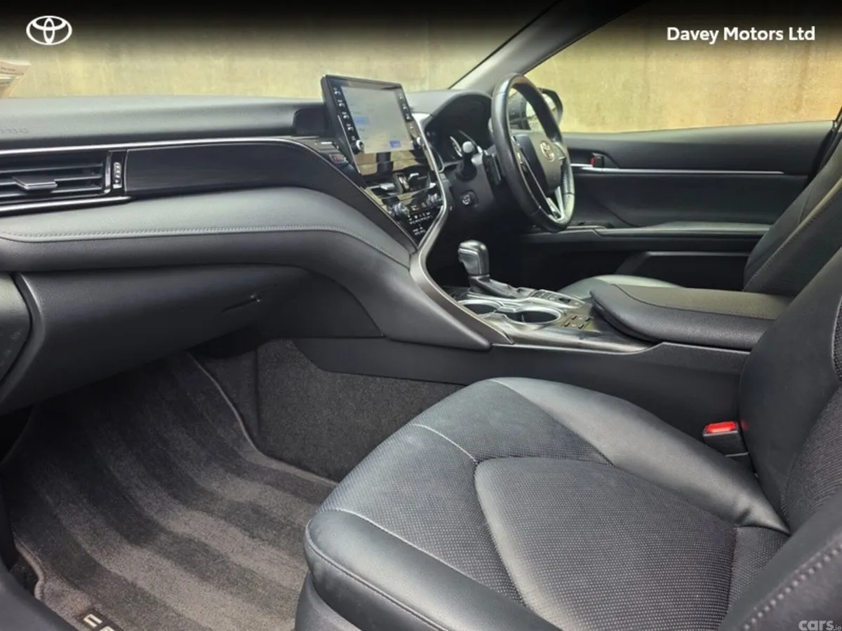 Toyota Camry Saloon, Petrol Hybrid, 2023, Black