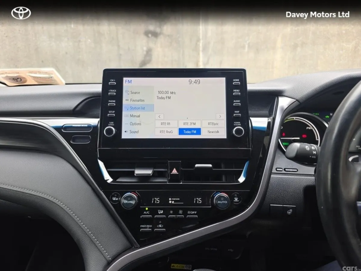 Toyota Camry Saloon, Petrol Hybrid, 2023, Black