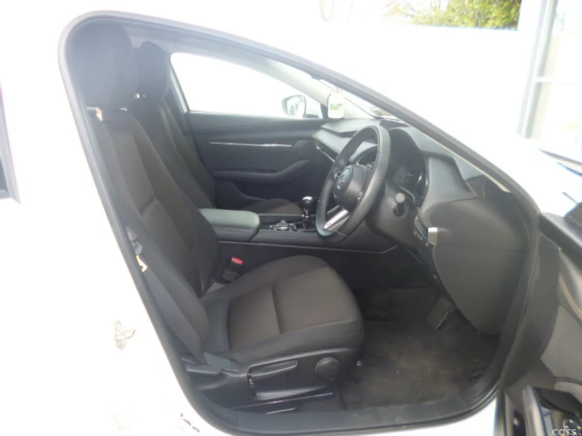 Mazda Mazda3 Saloon, Diesel, 2020, White