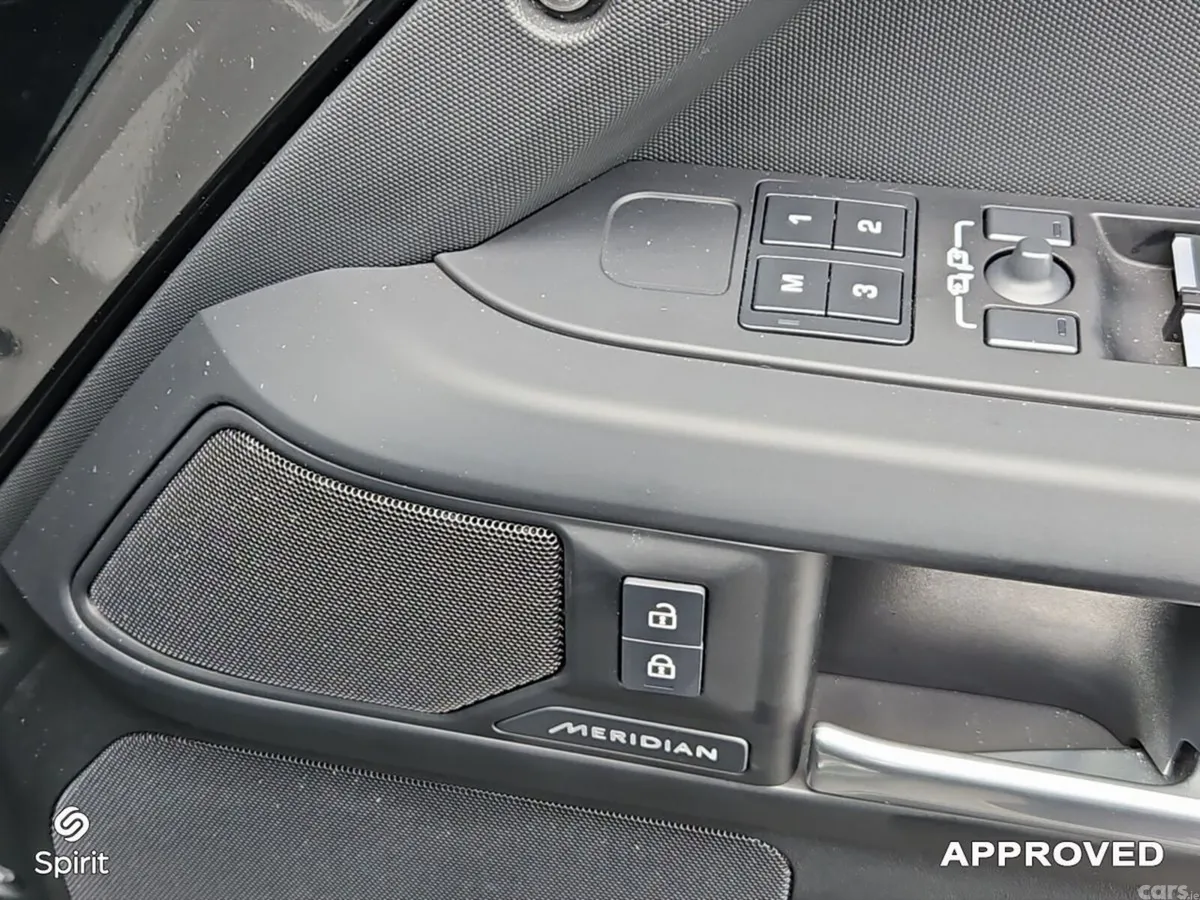 Land Rover Defender SUV, Petrol Hybrid, 2025, Black