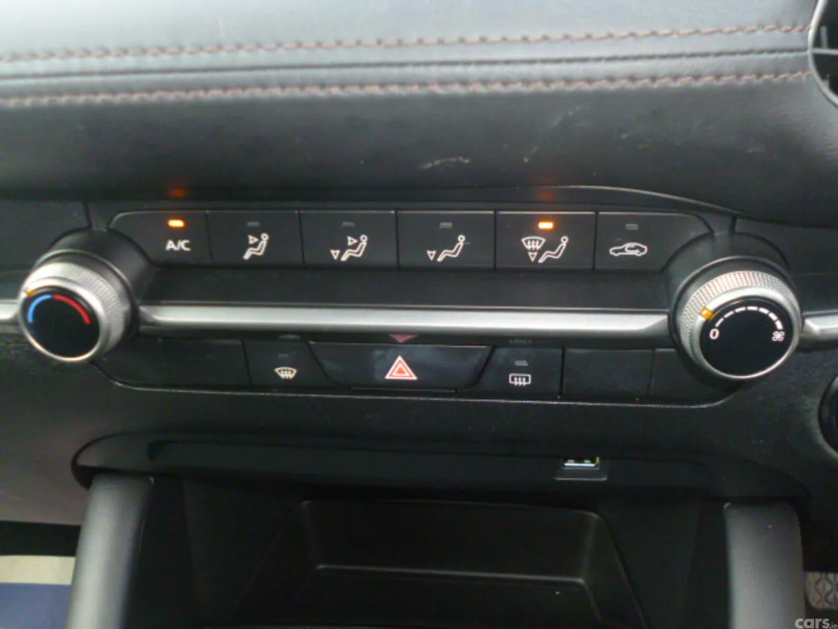 Mazda Mazda3 Saloon, Diesel, 2020, White