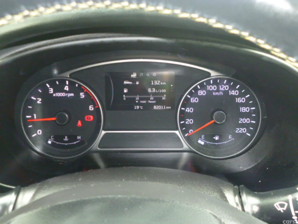Kia Soul Hatchback, Diesel, 2016, Red