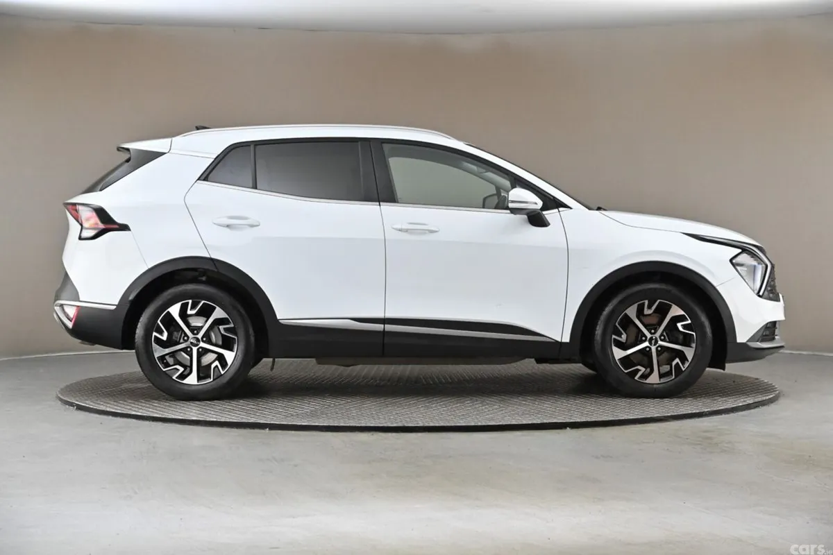 Kia Sportage SUV, Diesel, 2024, White