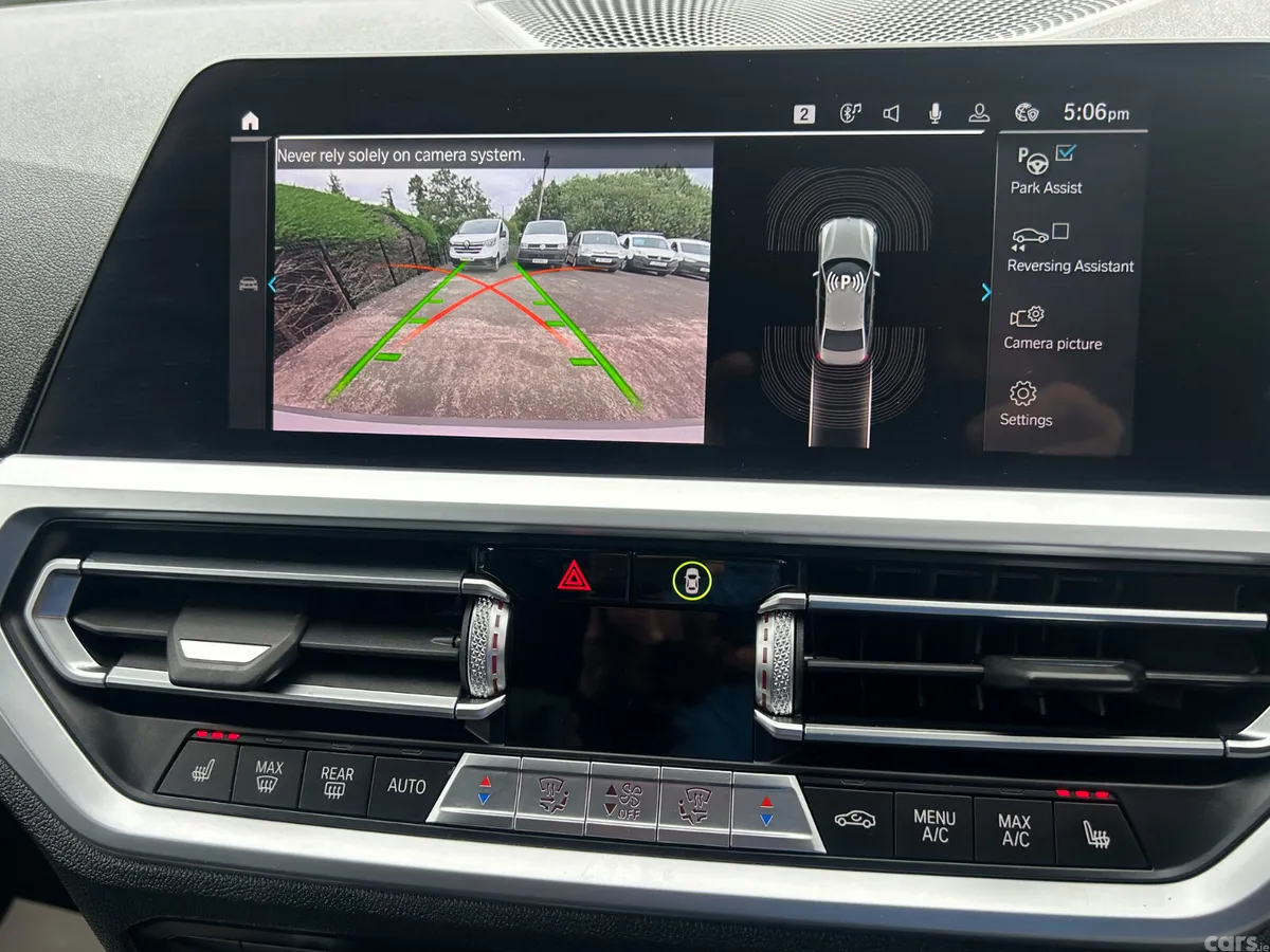BMW 3-Series Saloon, Petrol Hybrid, 2019, Silver