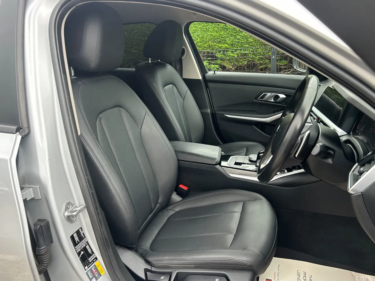 BMW 3-Series Saloon, Petrol Hybrid, 2019, Silver