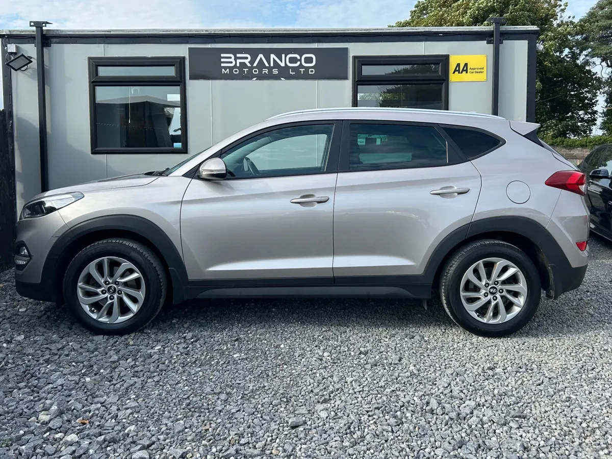Hyundai Tucson SUV, Diesel, 2016, White
