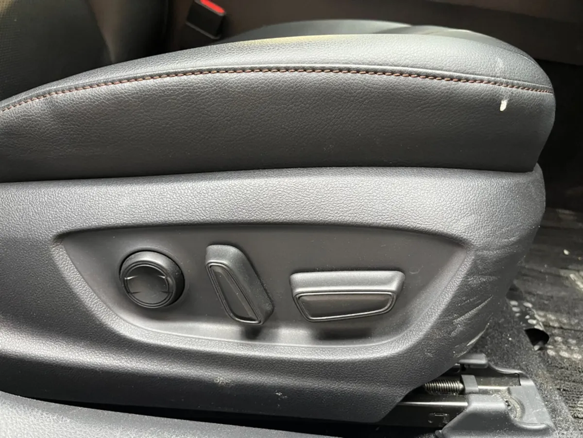 Toyota Camry Saloon, Petrol, 2021, White