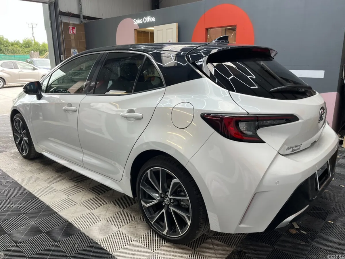 Toyota Corolla Hatchback, Petrol Hybrid, 2025, White