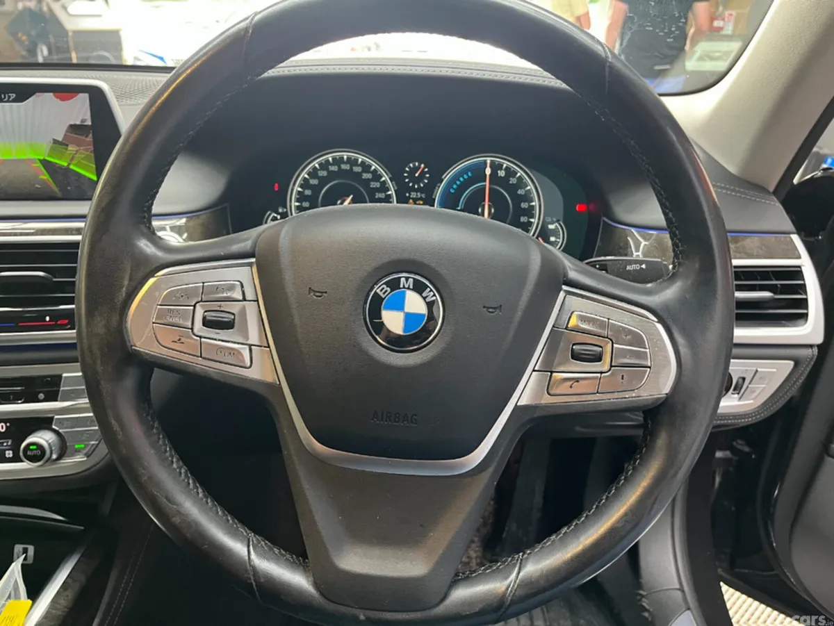 BMW 7-Series Saloon, Petrol Plug-in Hybrid, 2016, Grey