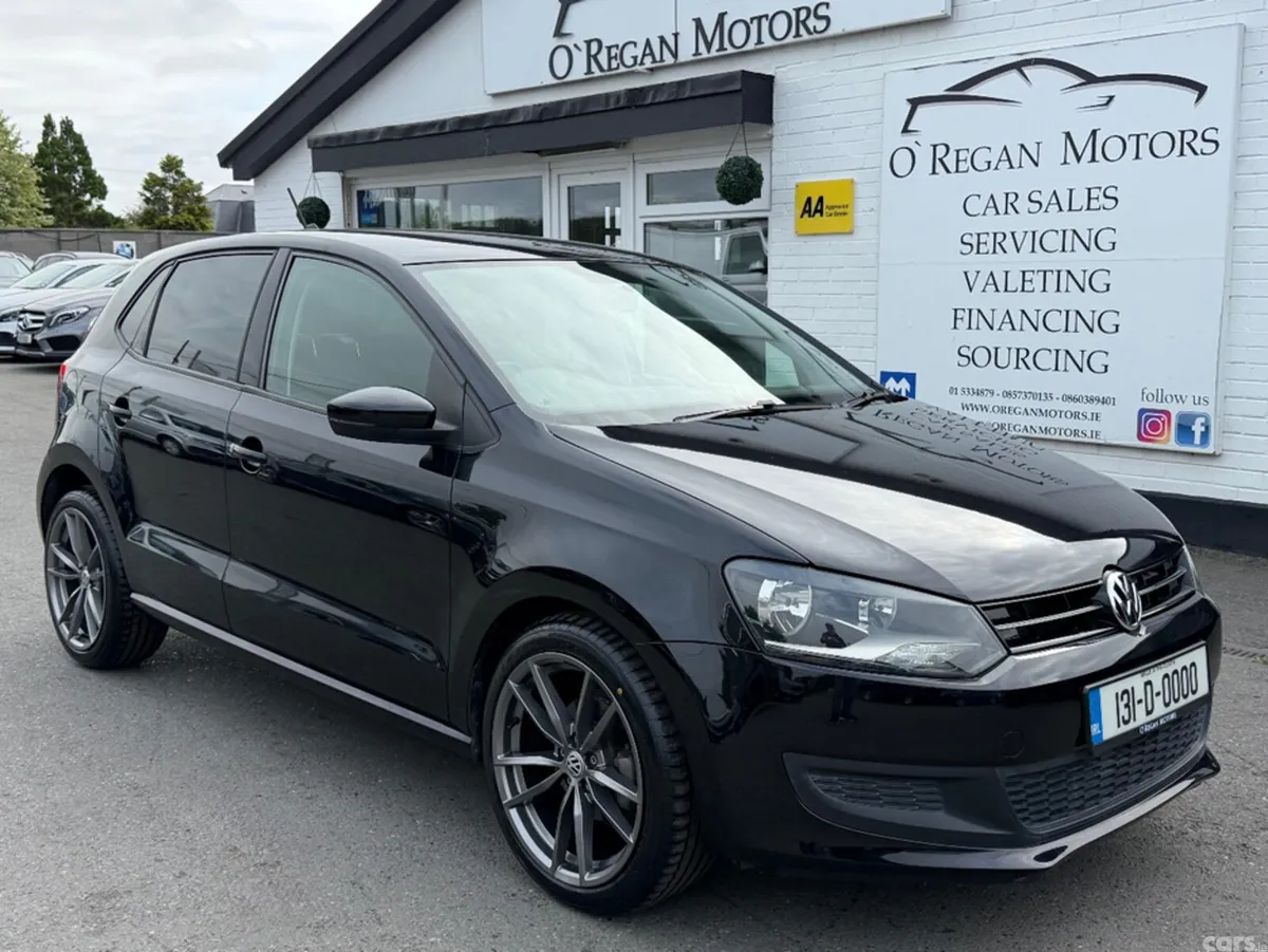 Volkswagen Polo Hatchback, Petrol, 2013, Black