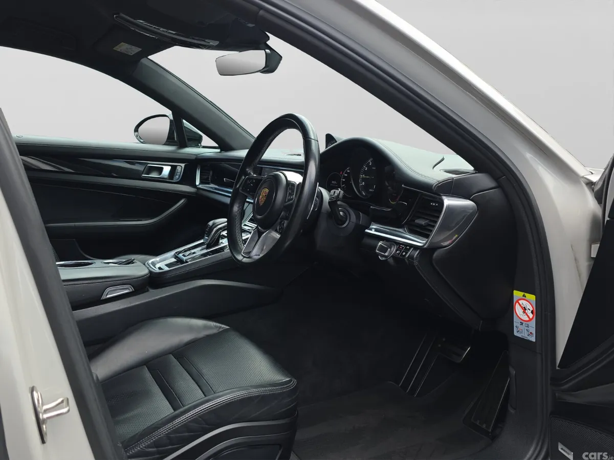 Porsche Panamera Hatchback, Petrol Plug-in Hybrid, 2019, Grey