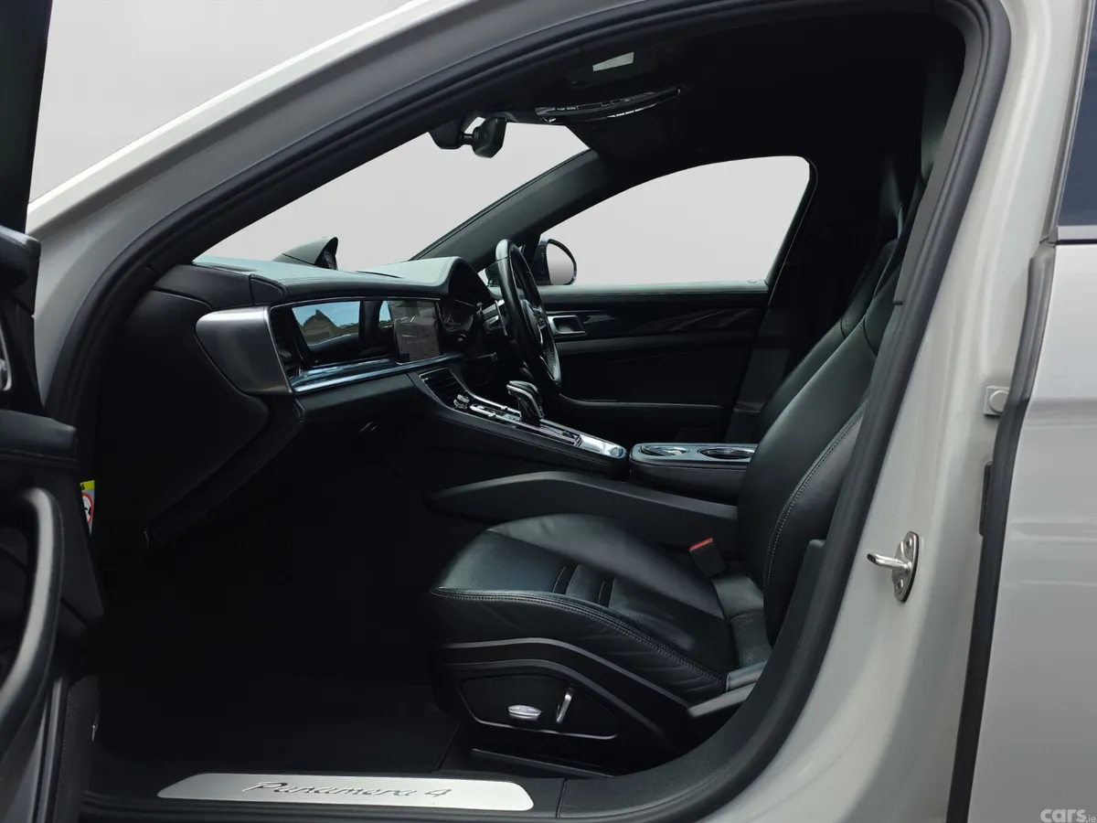 Porsche Panamera Hatchback, Petrol Plug-in Hybrid, 2019, Grey