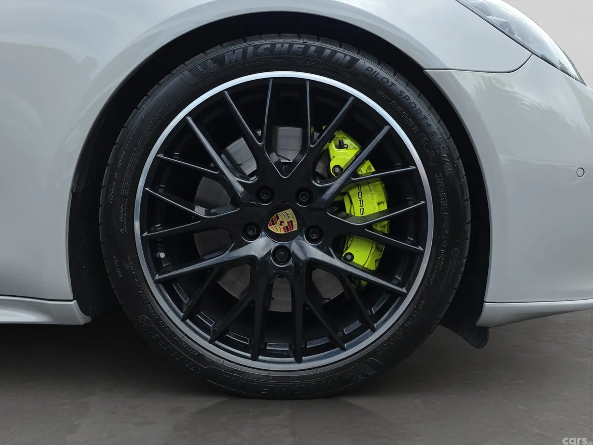 Porsche Panamera Hatchback, Petrol Plug-in Hybrid, 2019, Grey
