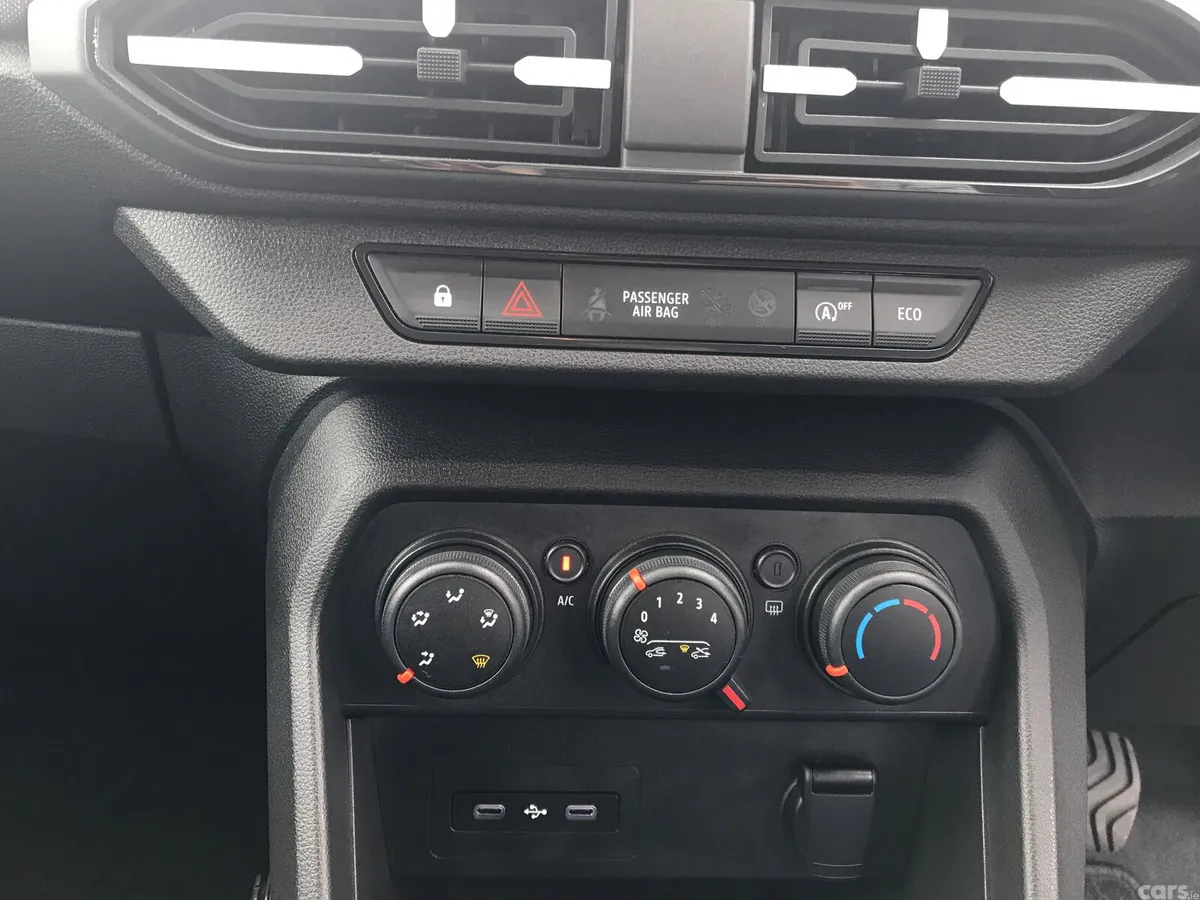 Dacia Sandero Hatchback, Petrol, 2026, Grey