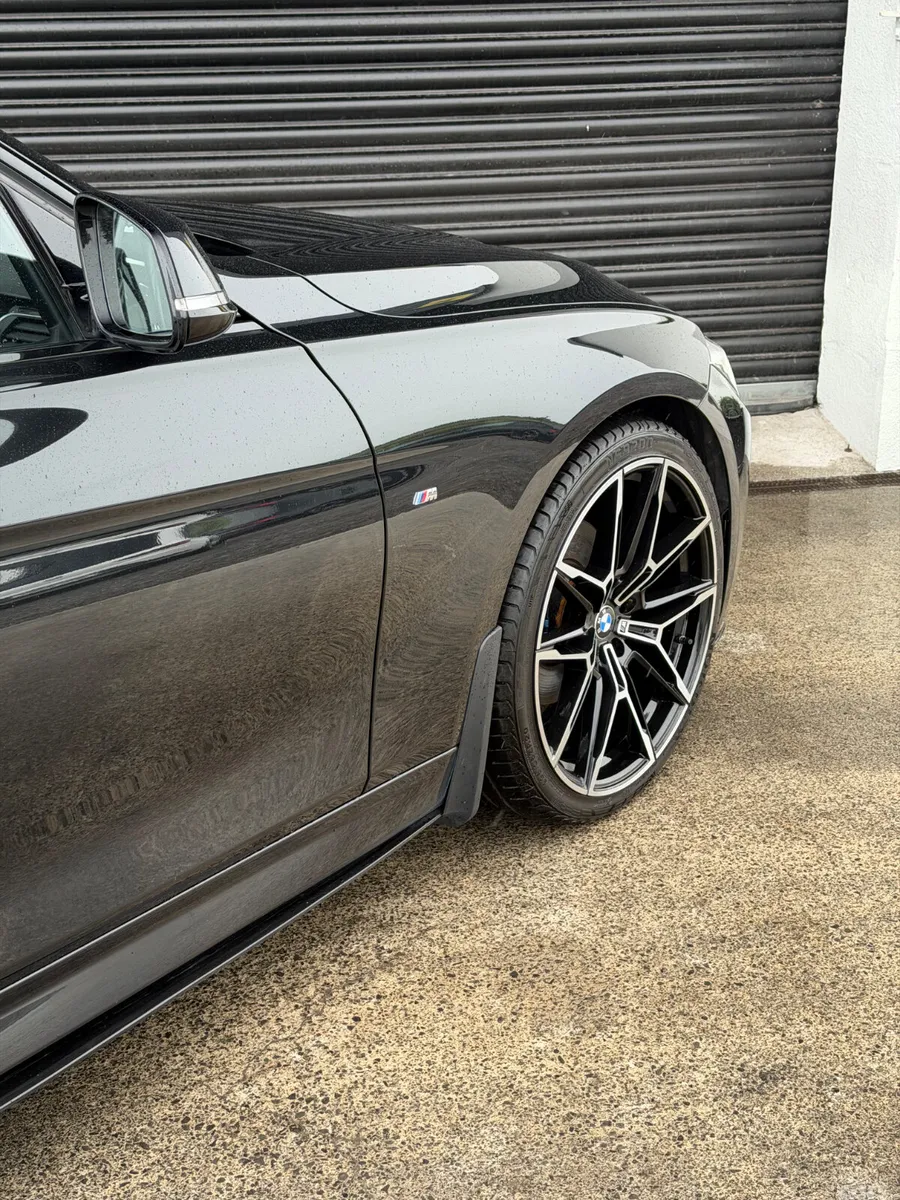 BMW 3-Series Saloon, Diesel, 2019, Black