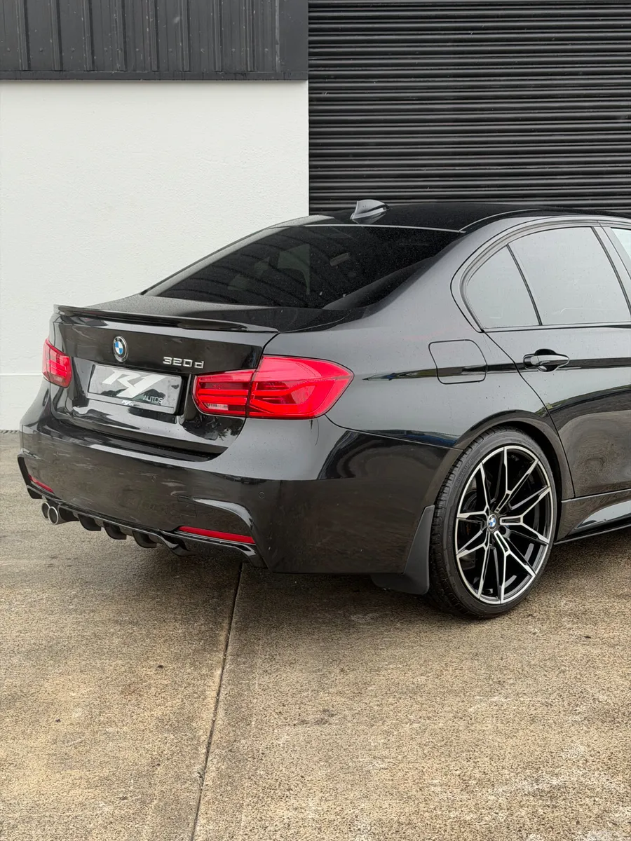 BMW 3-Series Saloon, Diesel, 2019, Black