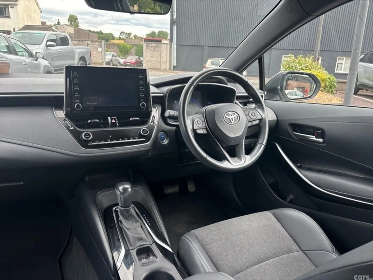 Toyota Corolla Hatchback, Petrol Hybrid, 2021, Grey