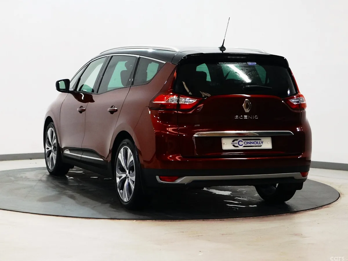 Renault Grand Scenic MPV, Diesel, 2021, Red