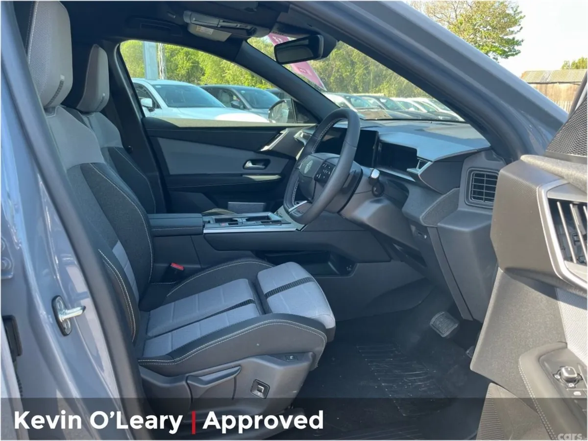 Opel Grandland SUV, Electric, 2026, Grey