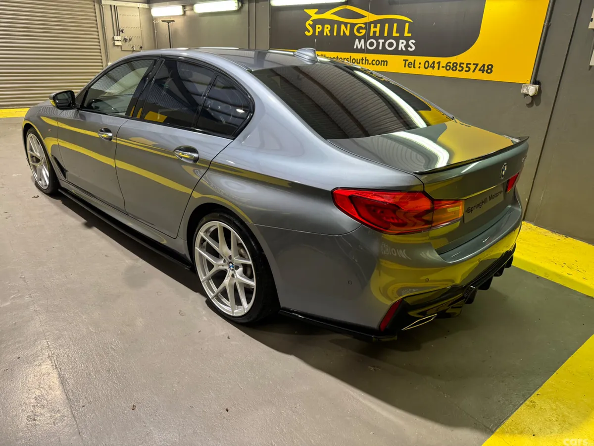 BMW 5-Series Saloon, Diesel, 2017, Blue