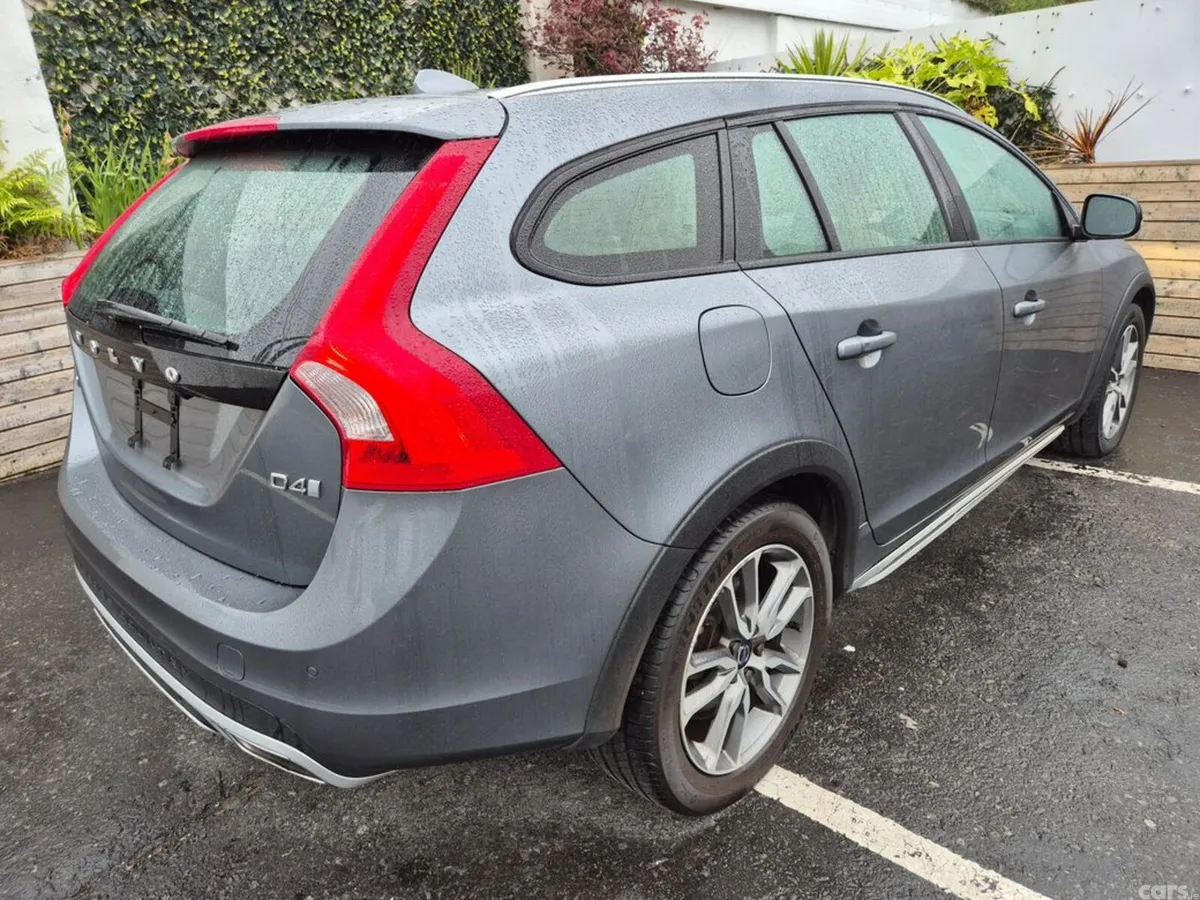 Volvo V60 Estate, Diesel, 2017, Grey
