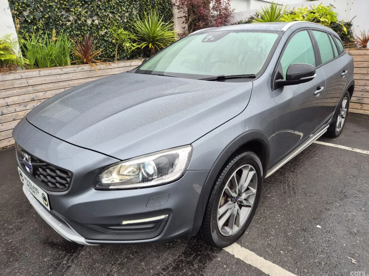Volvo V60 Estate, Diesel, 2017, Grey