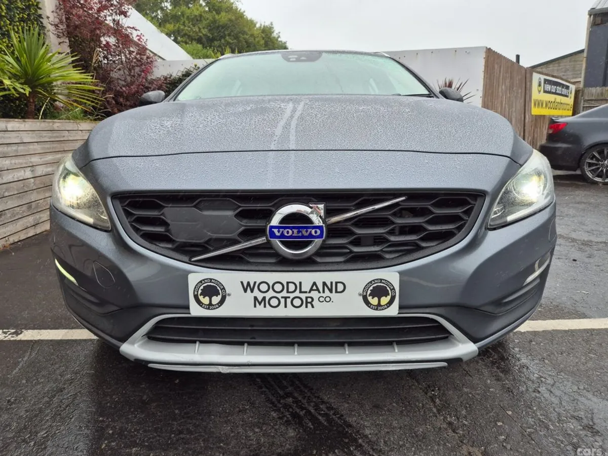 Volvo V60 Estate, Diesel, 2017, Grey