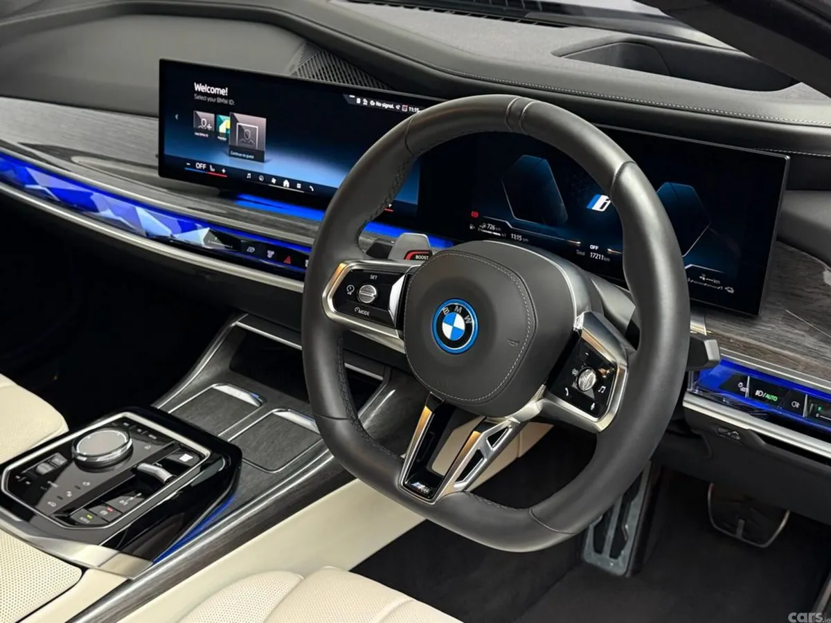 BMW 7-Series Saloon, Petrol Plug-in Hybrid, 2024, Blue
