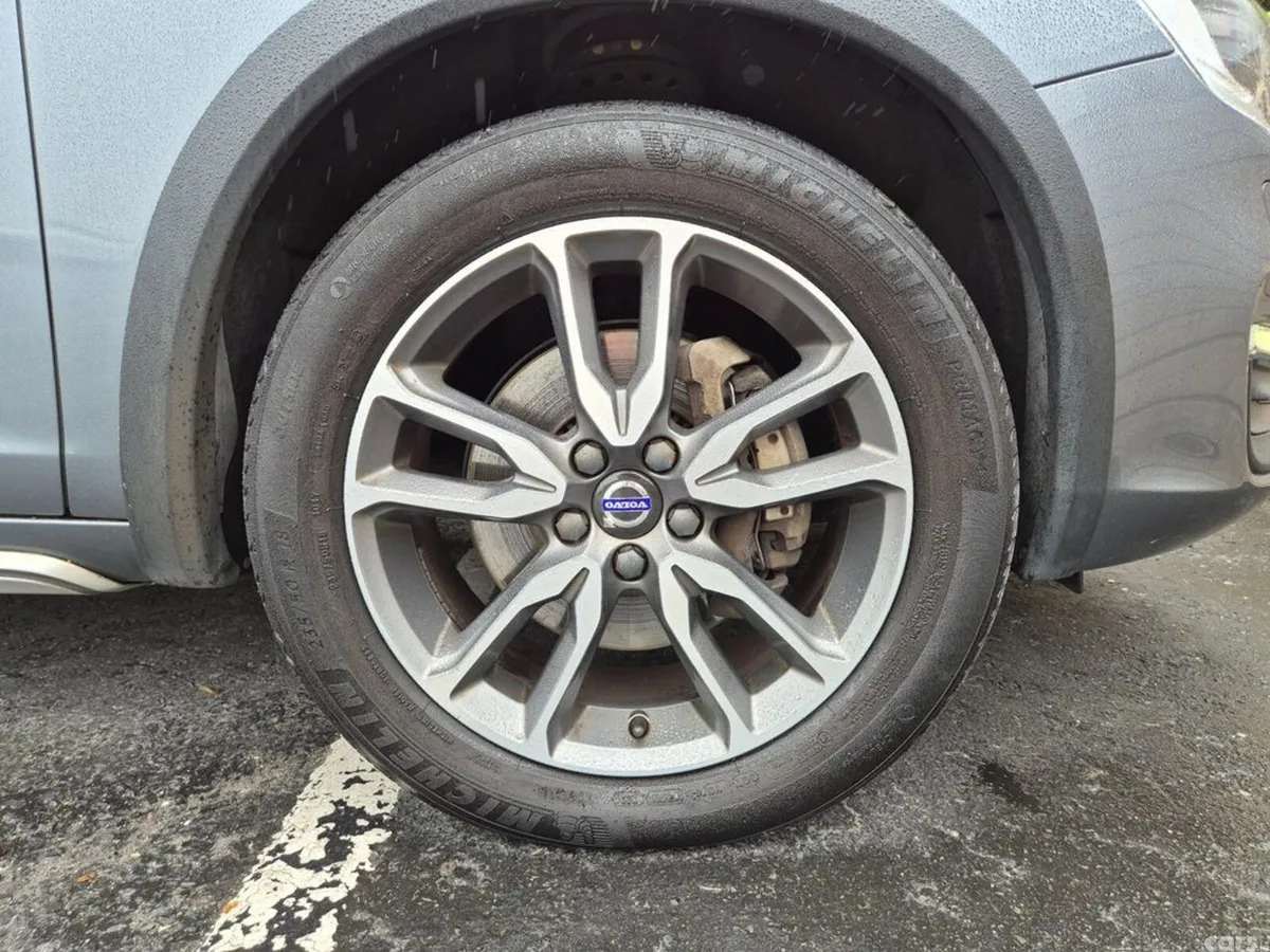 Volvo V60 Estate, Diesel, 2017, Grey