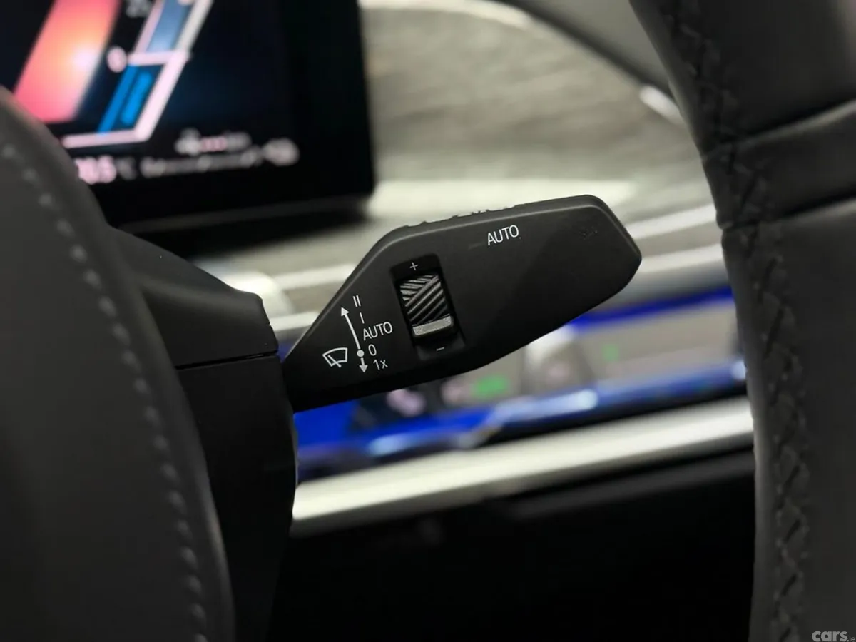 BMW 7-Series Saloon, Petrol Plug-in Hybrid, 2024, Blue