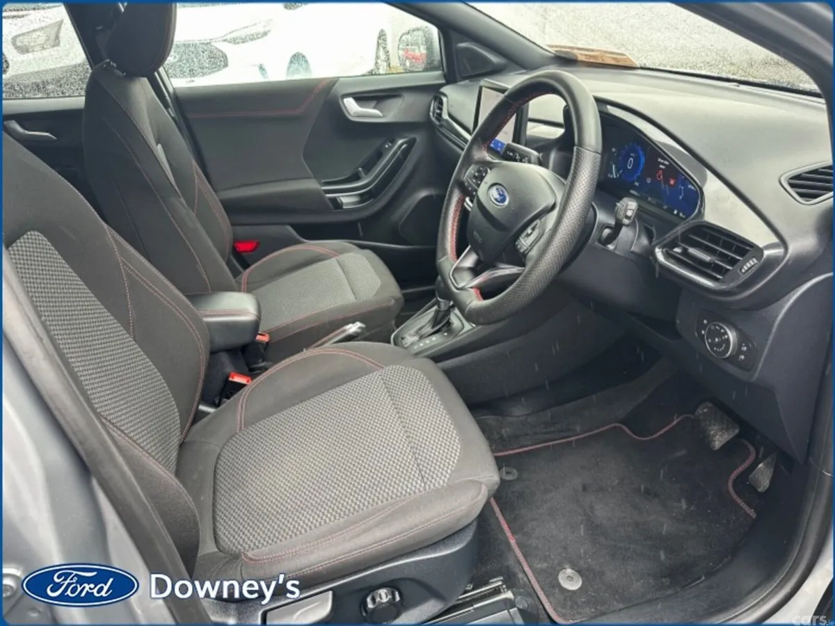 Ford Puma Hatchback, Petrol, 2023, Silver