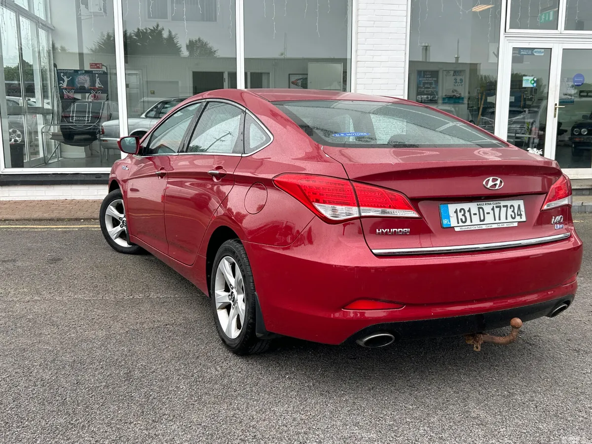 Hyundai i40 Saloon, Diesel, 2013, Red