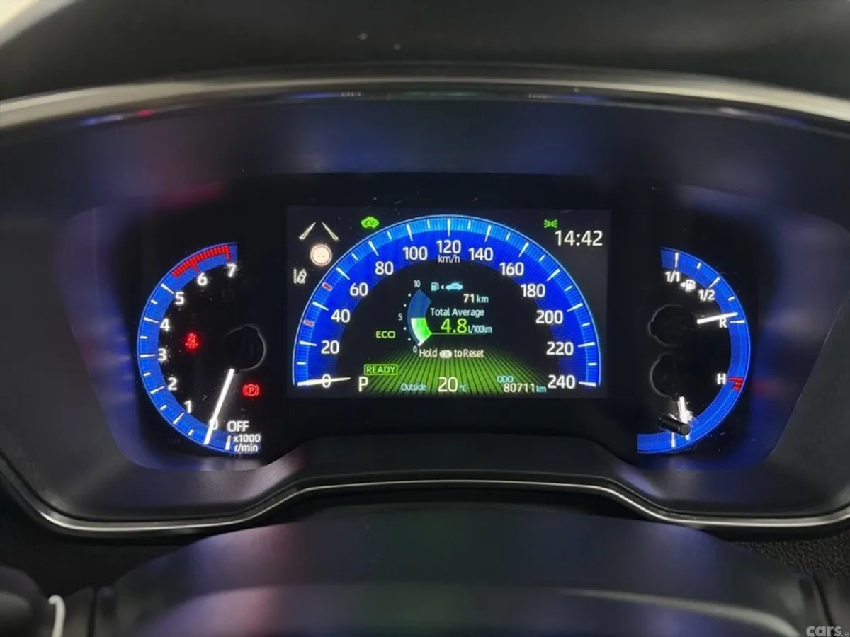 Toyota Corolla Saloon, Petrol Hybrid, 2021, Grey