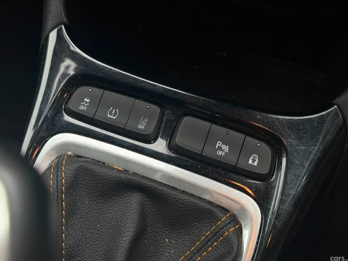 Opel Crossland X SUV, Petrol, 2019, Black