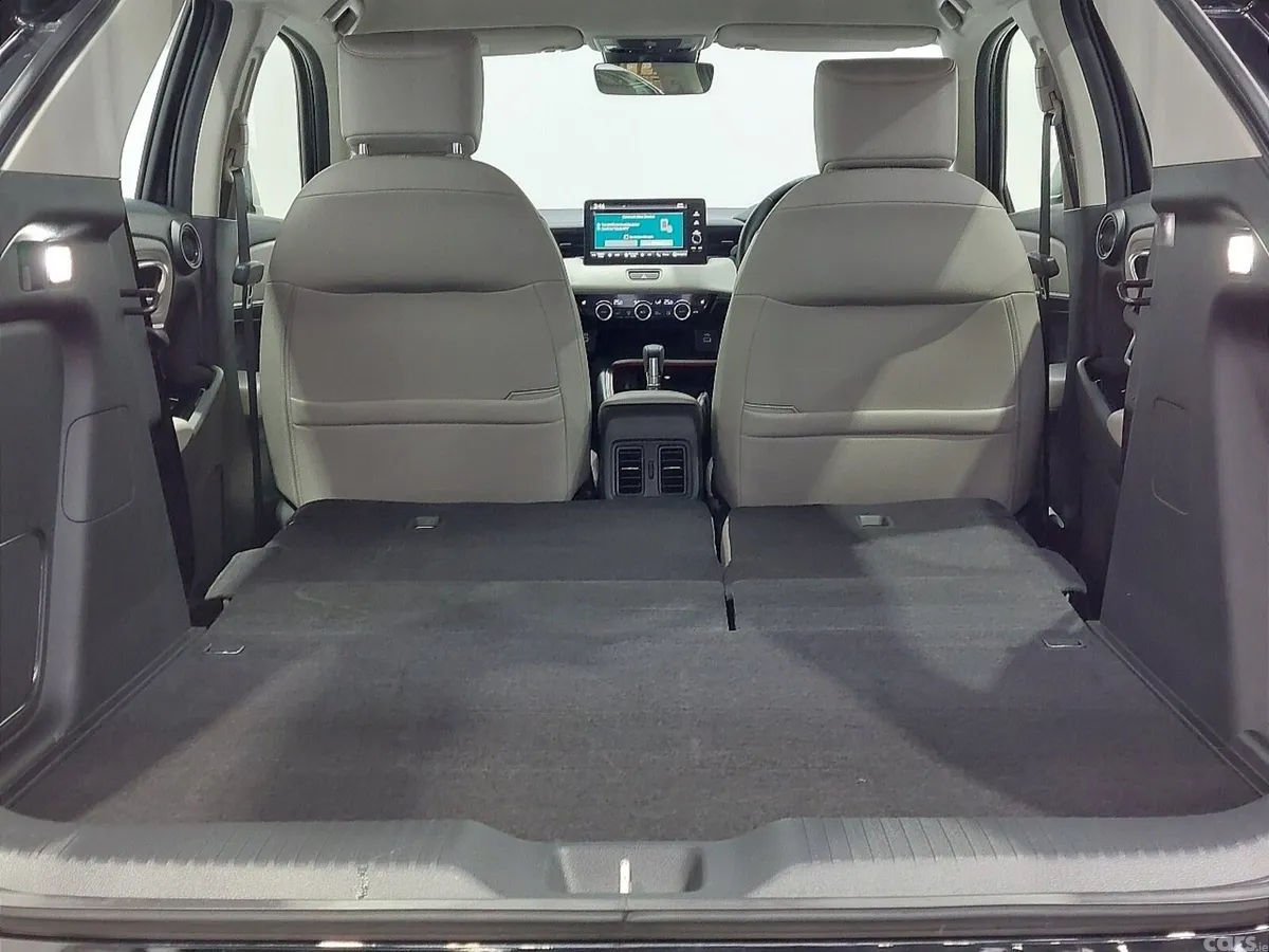 Honda HR-V Hatchback, Petrol Hybrid, 2022, Black