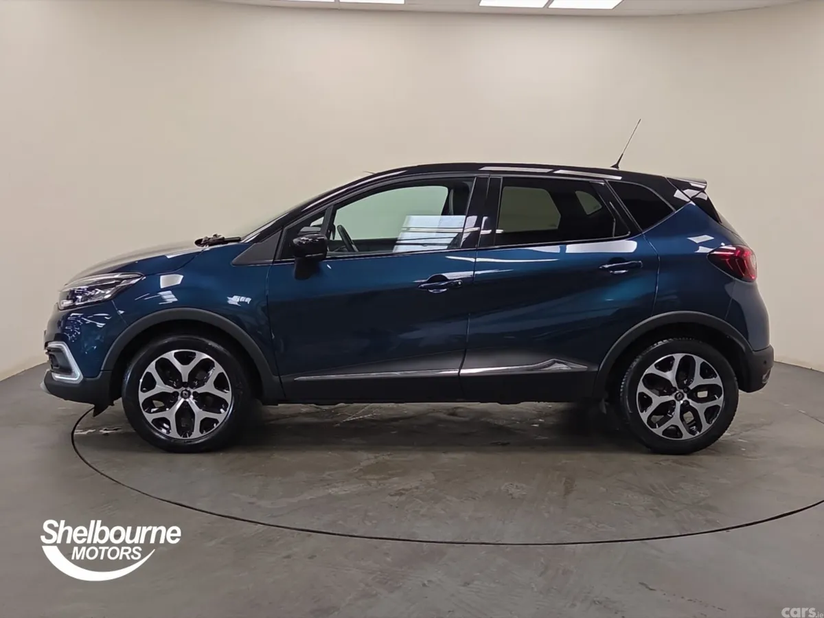 Renault Captur Hatchback, Petrol, 2019, Blue