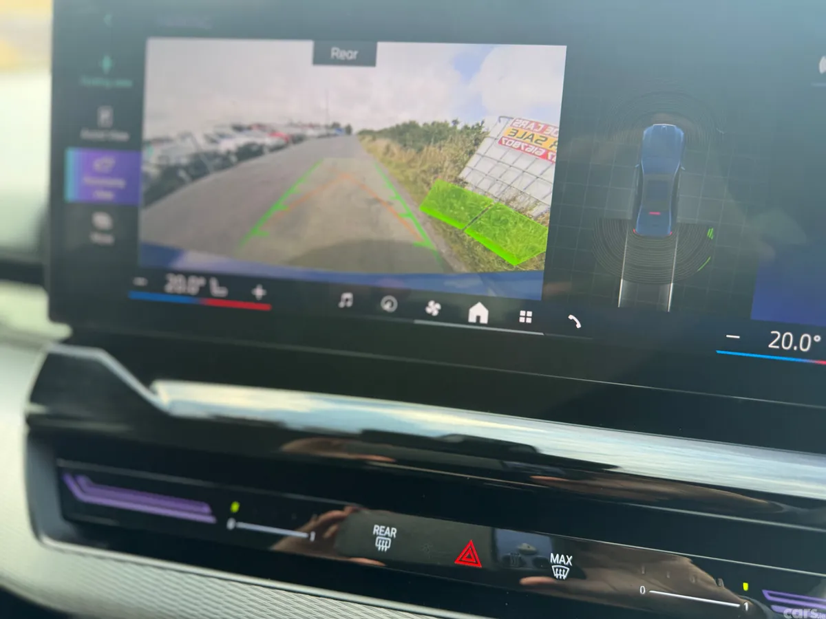 BMW 5-Series Saloon, Petrol Plug-in Hybrid, 2025, Blue